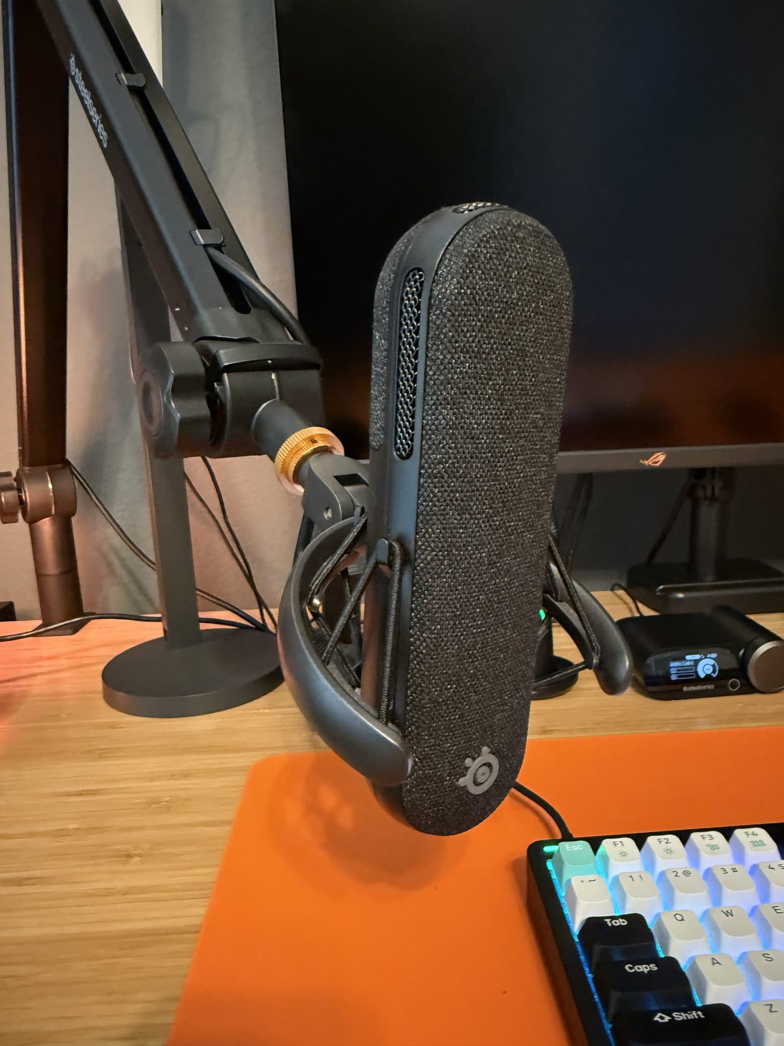 SteelSeries Alias Pro