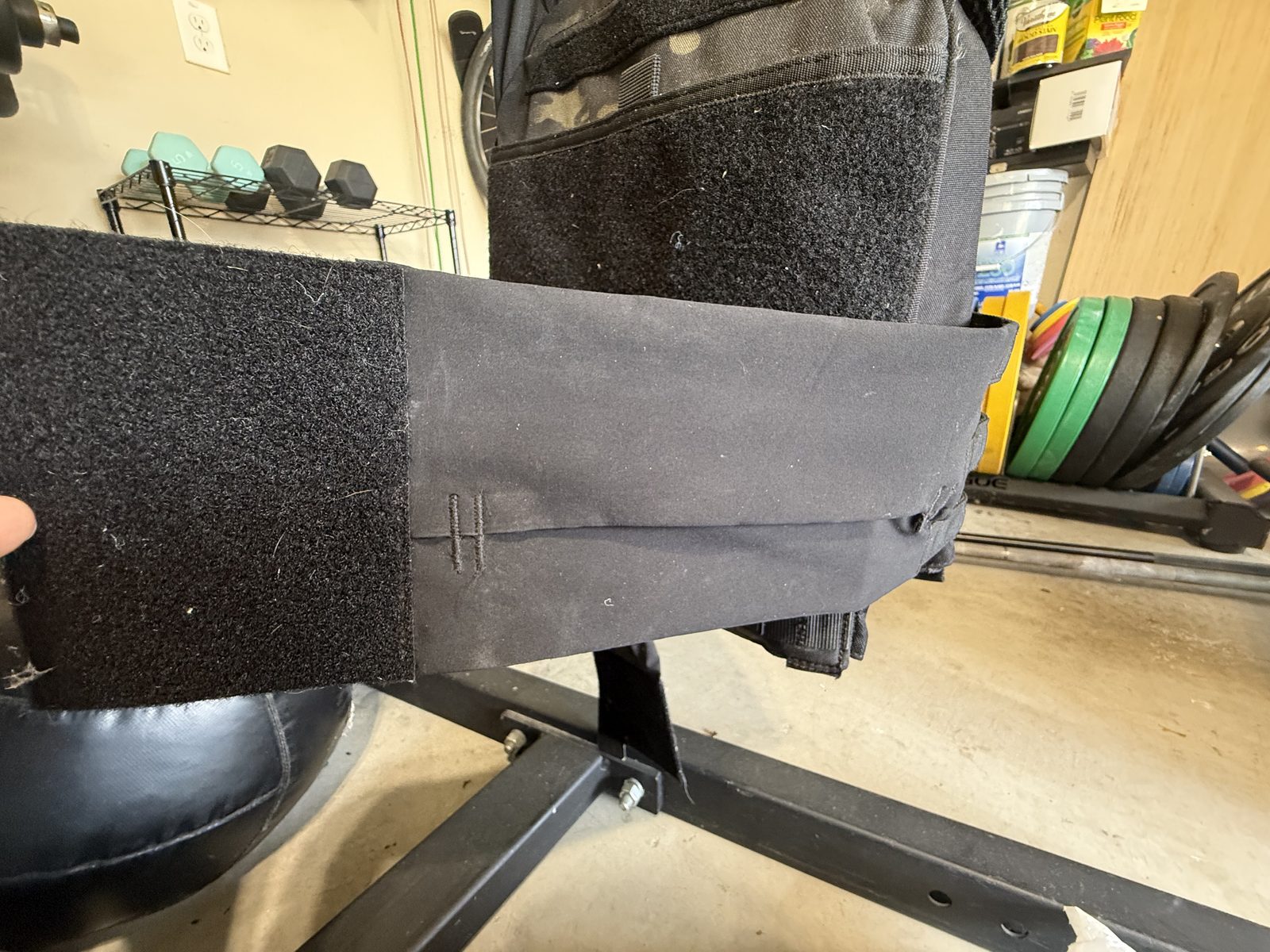 The stretch cummerbund side panel of the TacTec Trainer